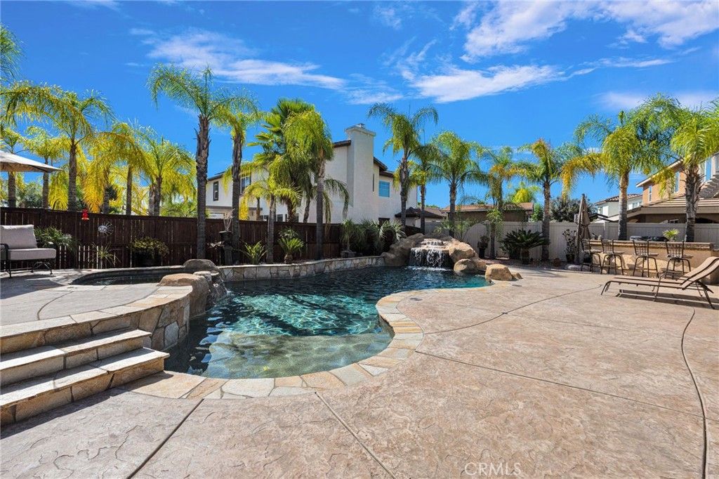 Image 4 of property listing at 23676 Angel, Murrieta, CA 92562