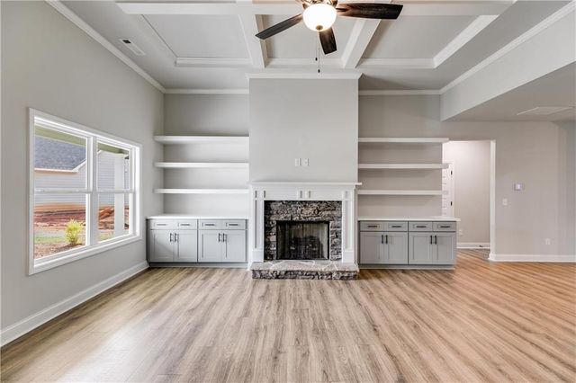 8981 Callaway Drive, Winston, GA 30170