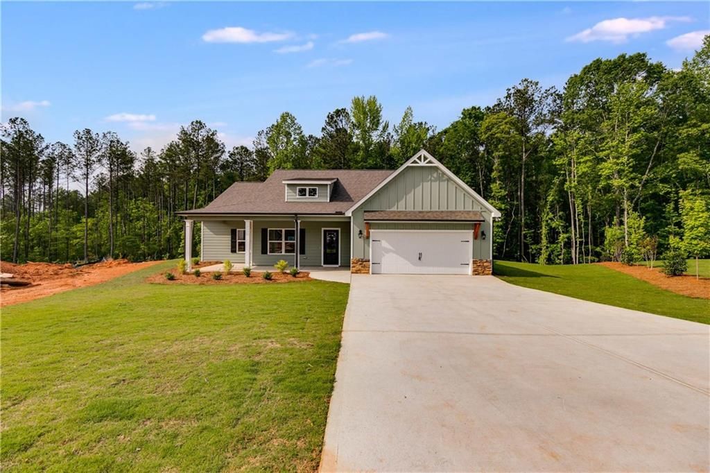 8981 Callaway Drive, Winston, GA 30170