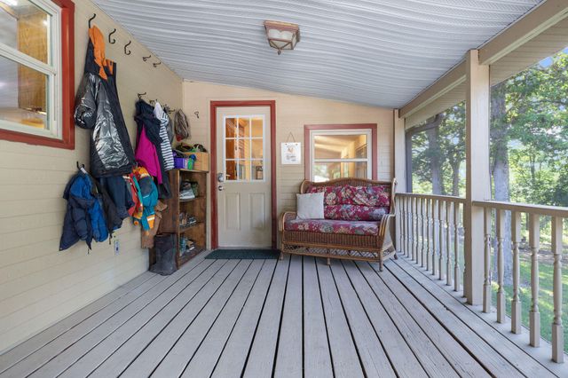 2506 Victor Church Road, Branson, MO 65616