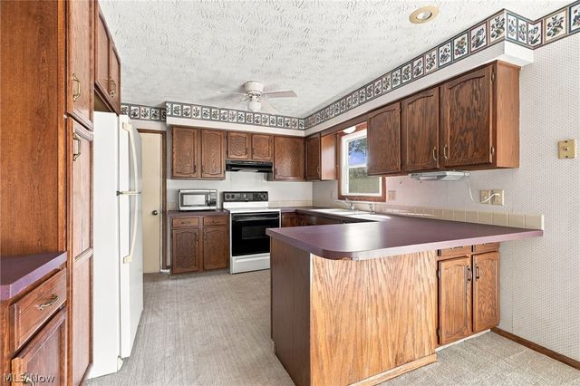 1144 Royce Street NW, Uniontown, OH 44685