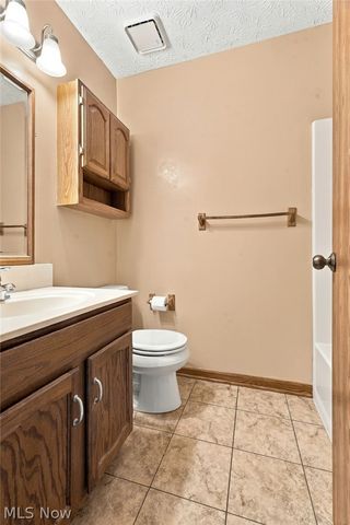 1144 Royce Street NW, Uniontown, OH 44685
