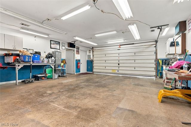1144 Royce Street NW, Uniontown, OH 44685