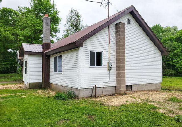 725 South Woods Rd Road, Brushton, NY 12916