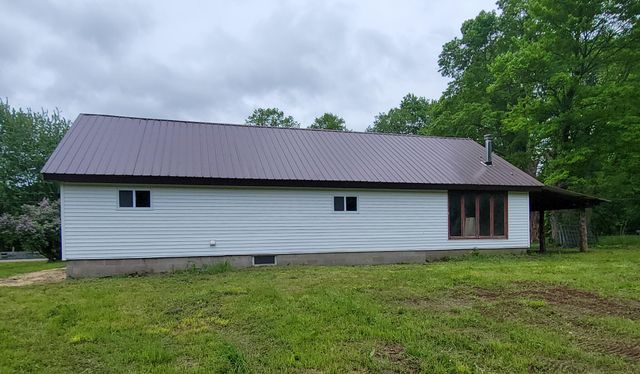 725 South Woods Rd Road, Brushton, NY 12916