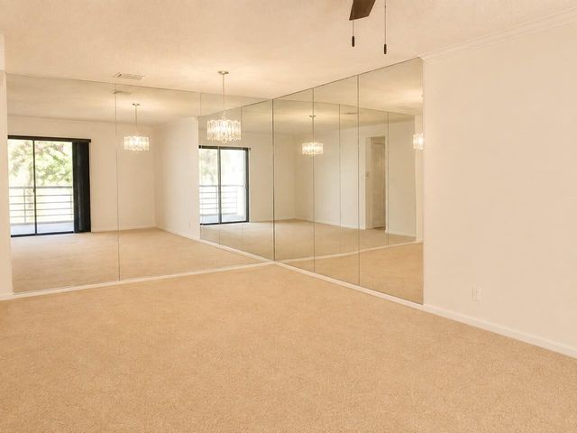 138 S CYPRESS Road 223, Pompano Beach, FL 33060