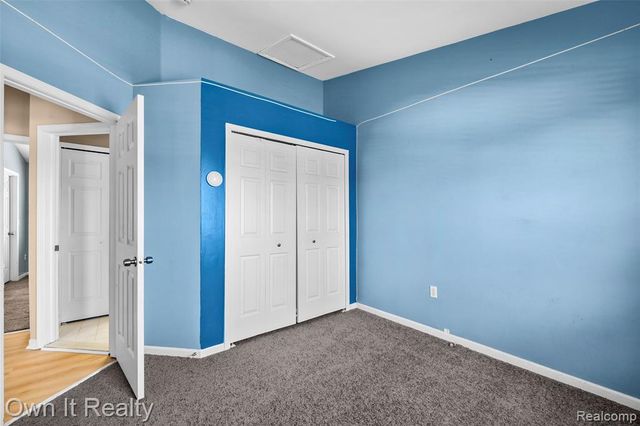 7154 Saint Andrews Drive, Ypsilanti, MI 48197