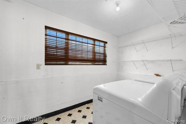 7154 Saint Andrews Drive, Ypsilanti, MI 48197