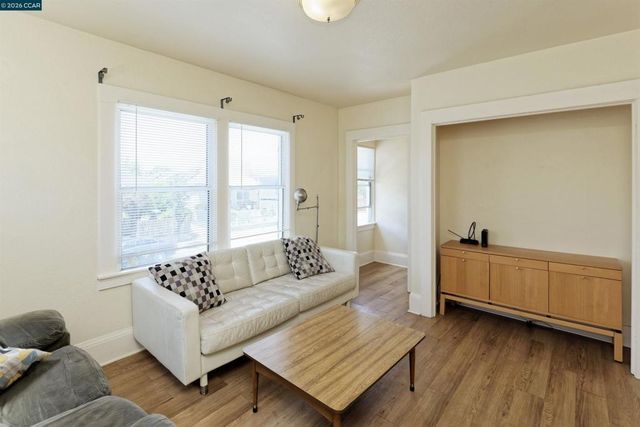 6312 Herzog Street, Oakland, CA 94608