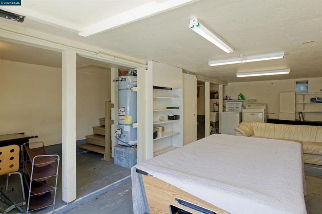 6312 Herzog Street, Oakland, CA 94608