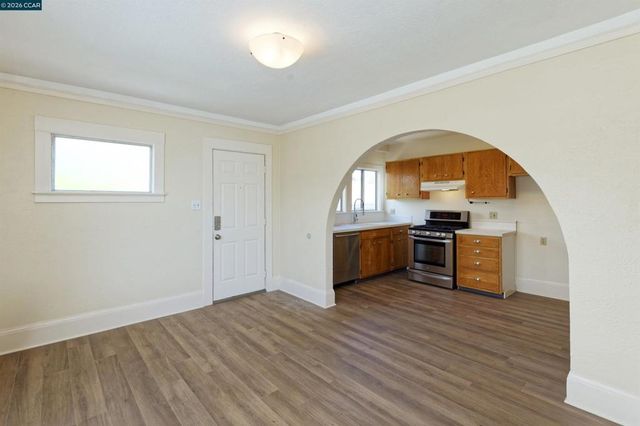 6312 Herzog Street, Oakland, CA 94608