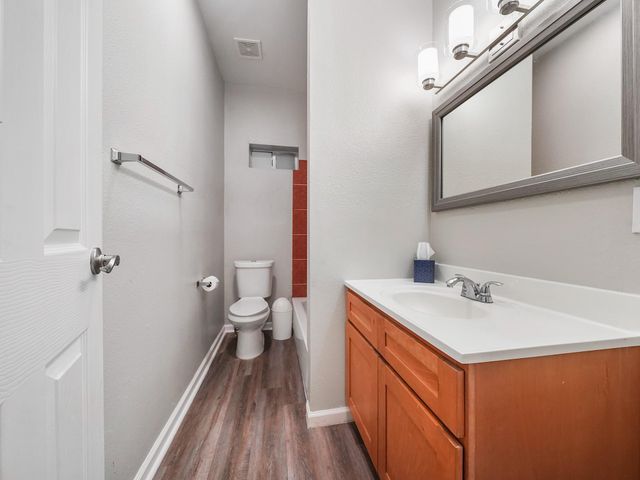 2402 49th Street, Galveston, TX 77551