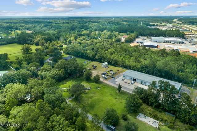 5002 Frison Avenue, Moss Point, MS 39563