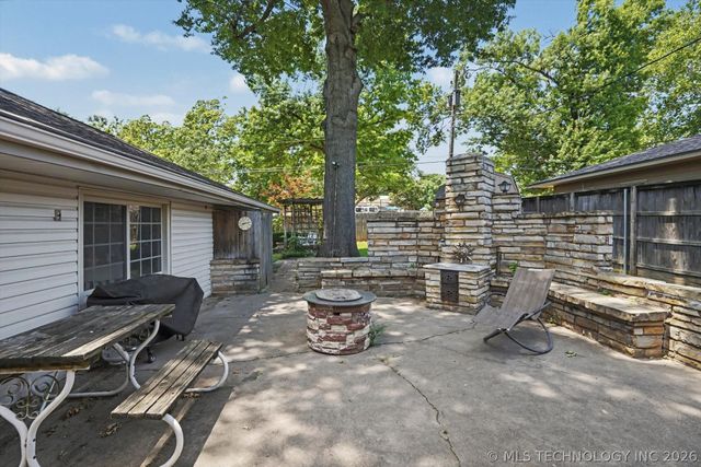 2882 S Florence Avenue, Tulsa, OK 74114