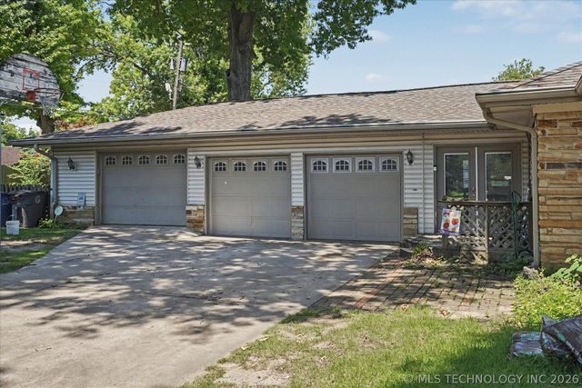 2882 S Florence Avenue, Tulsa, OK 74114