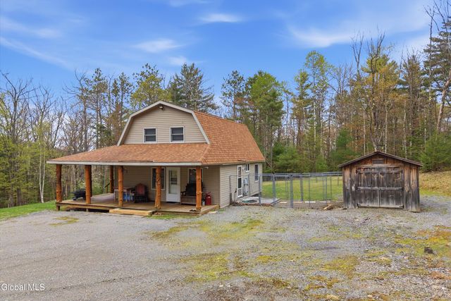 400 Greenbush Hill Road, Fulton, NY 12187
