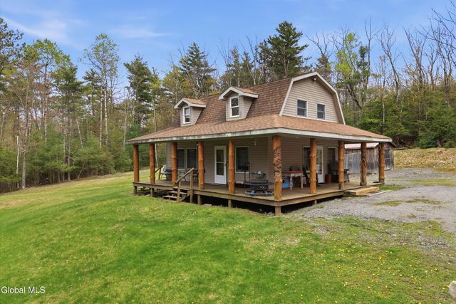 400 Greenbush Hill Road, Fulton, NY 12187