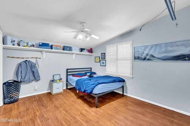 5809 Via Cuesta Drive, El Paso, TX 79912