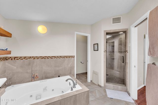 5809 Via Cuesta Drive, El Paso, TX 79912