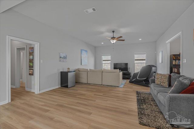 4637 Sago Palm Cir, Pace, FL 32571