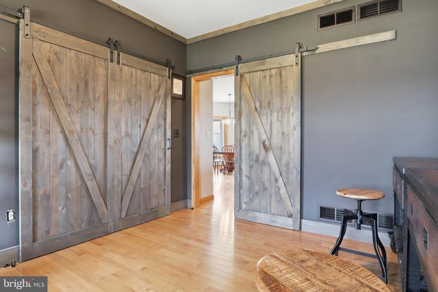 57 MAHANOY VALLEY RD, Duncannon, PA 17020