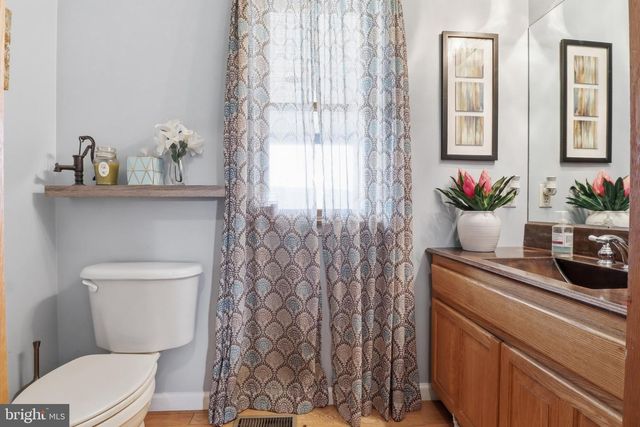 57 MAHANOY VALLEY RD, Duncannon, PA 17020