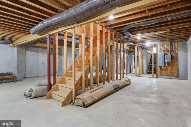 57 MAHANOY VALLEY RD, Duncannon, PA 17020