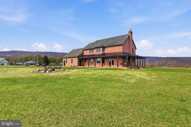 57 MAHANOY VALLEY RD, Duncannon, PA 17020