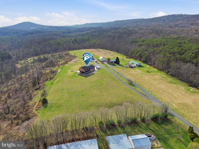 57 MAHANOY VALLEY RD, Duncannon, PA 17020