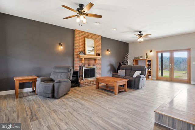 57 MAHANOY VALLEY RD, Duncannon, PA 17020