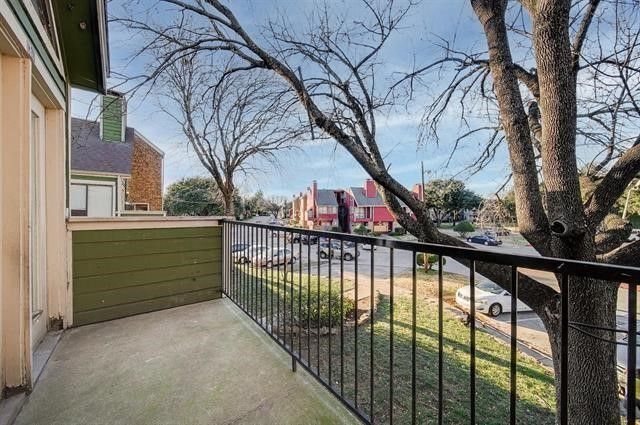 9815 Walnut Street 212, Dallas, TX 75243