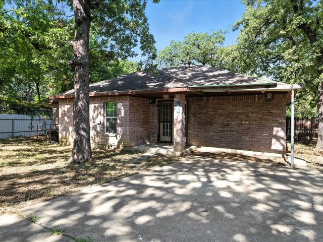 5720 Frisco Avenue, Forest Hill, TX 76119