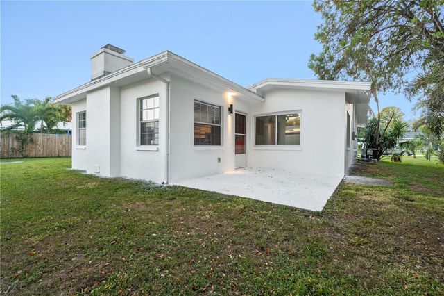 353 SHIRLEY AVENUE, Belleair, FL 33756