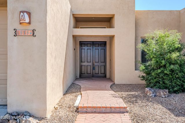 13854 N Slazenger Drive, Oro Valley, AZ 85755