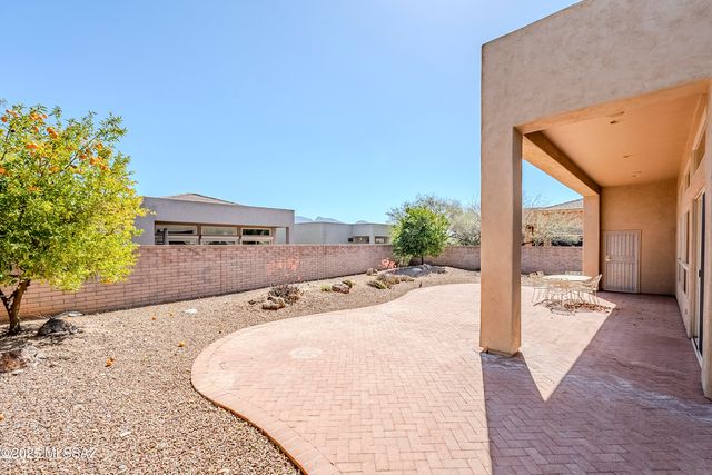 13854 N Slazenger Drive, Oro Valley, AZ 85755