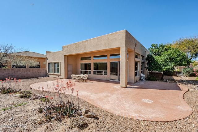 13854 N Slazenger Drive, Oro Valley, AZ 85755