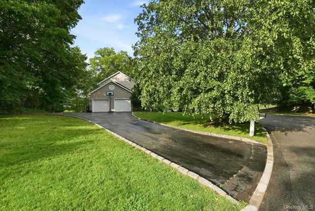 1 Donahue Court, Buchanan, NY 10511