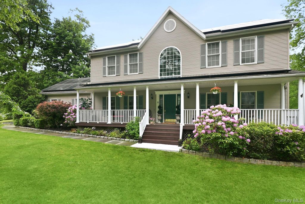 1 Donahue Court, Buchanan, NY 10511