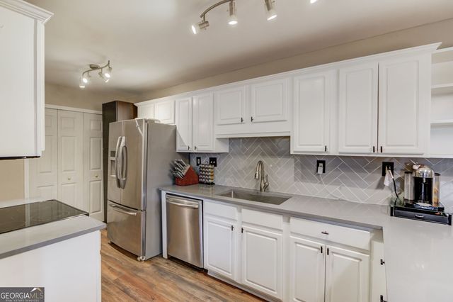 405 Brighton Point, Atlanta, GA 30328