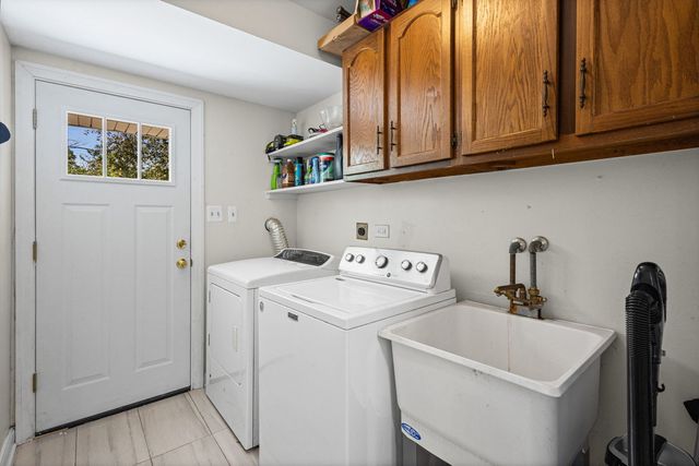 219 W Appletree Lane, Arlington Heights, IL 60004