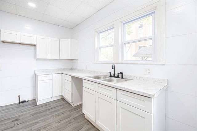519 W 8TH Street, Erie, PA 16502