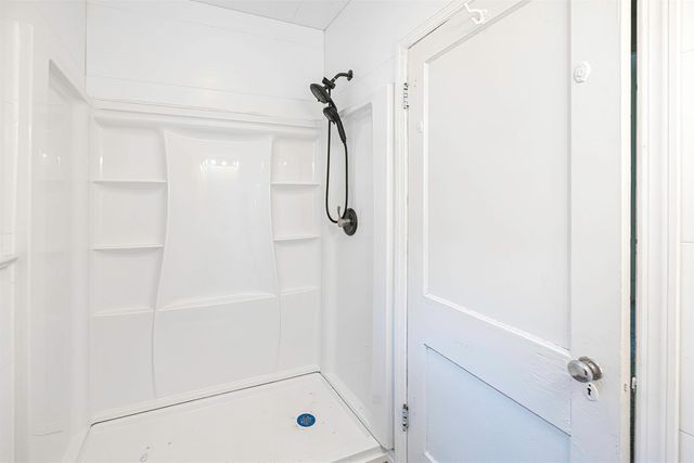519 W 8TH Street, Erie, PA 16502