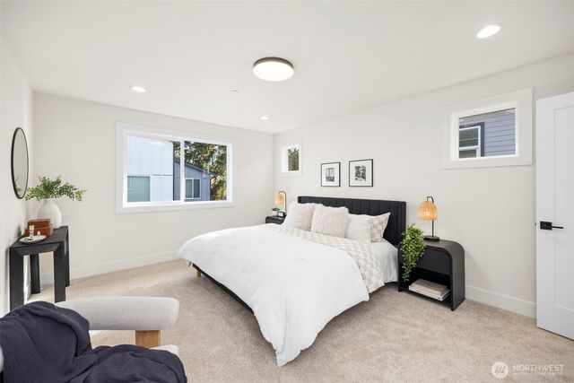 21243 59th Lane W, Mountlake Terrace, WA 98043