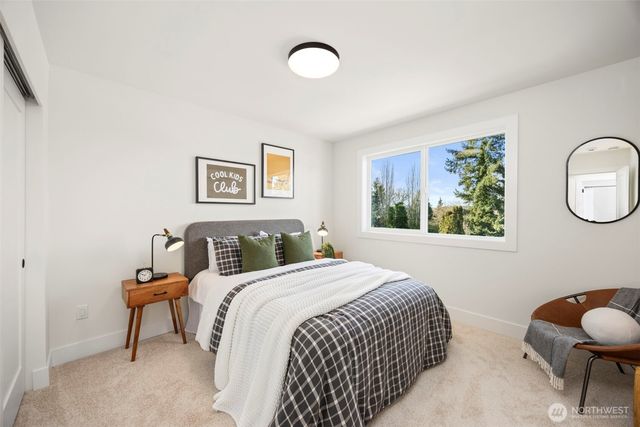 21243 59th Lane W, Mountlake Terrace, WA 98043