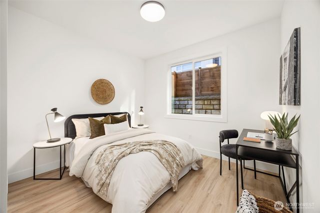 21243 59th Lane W, Mountlake Terrace, WA 98043