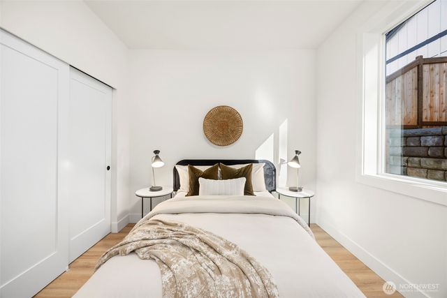 21243 59th Lane W, Mountlake Terrace, WA 98043