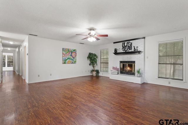 1656 Pineview Lane, Hideaway, TX 75771