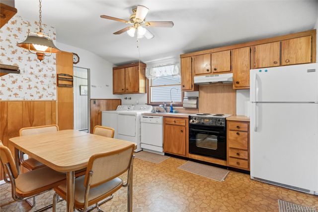 14 Campus Drive, Farmingville, NY 11738
