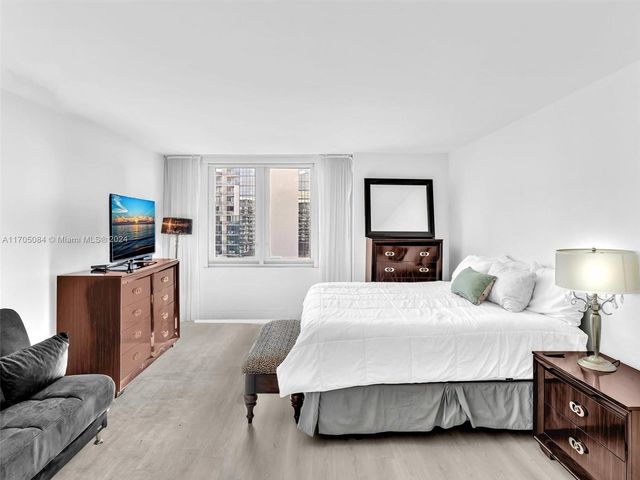 2301 Collins Ave 1202, Miami Beach, FL 33139