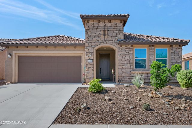 6809 W Cape Royal Place, Marana, AZ 85658